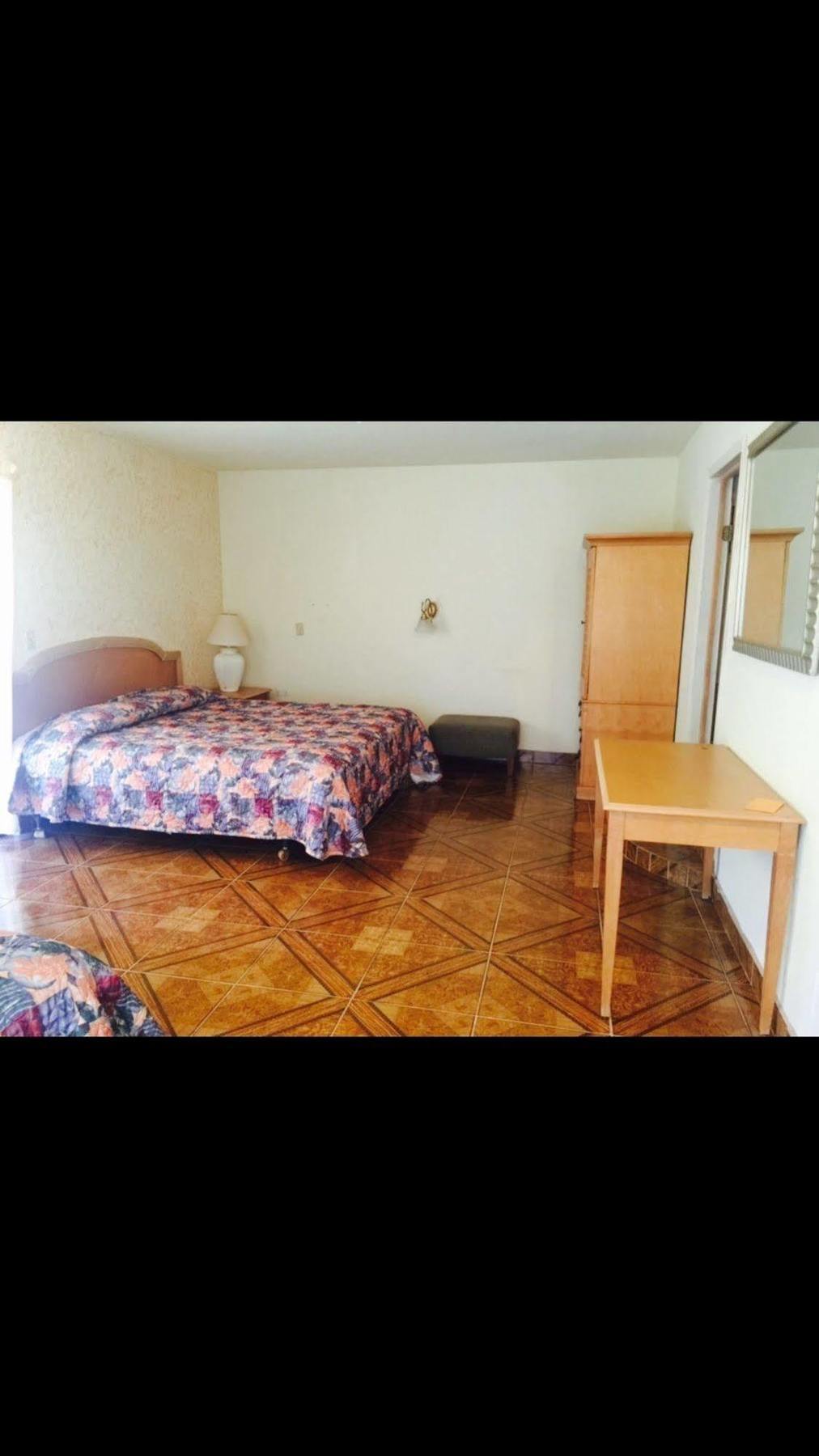 La Cueva Del Pirata Otel Camalú Dış mekan fotoğraf