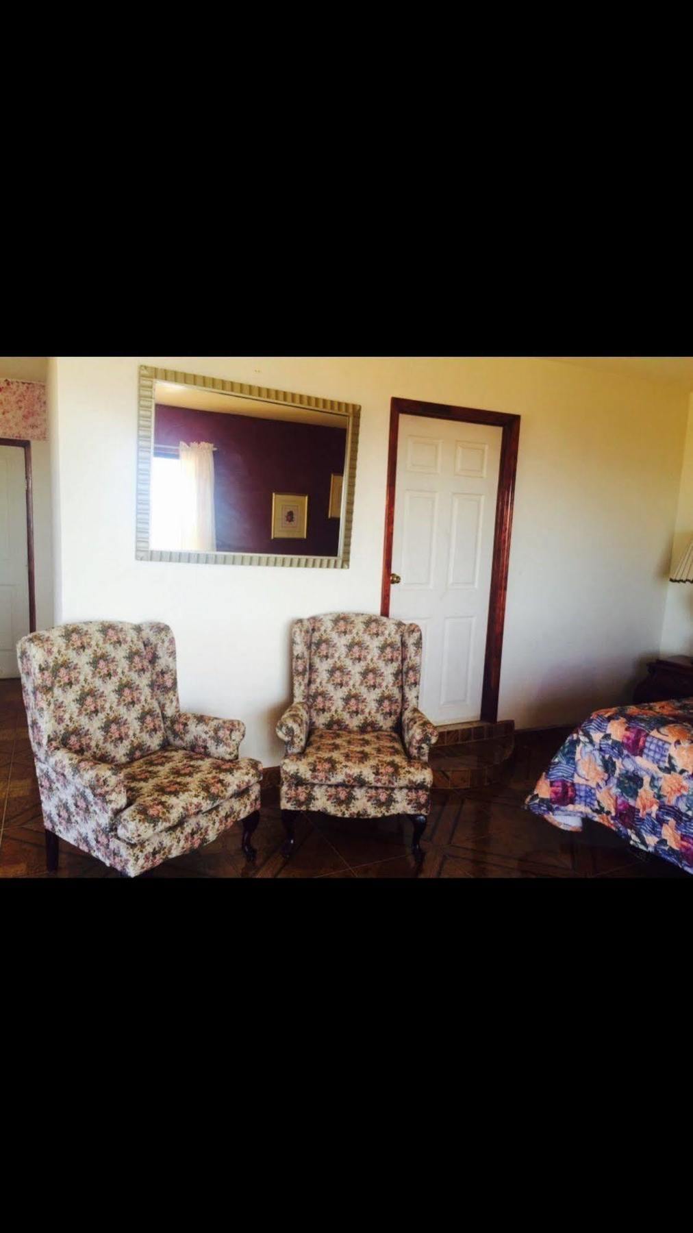 La Cueva Del Pirata Otel Camalú Dış mekan fotoğraf