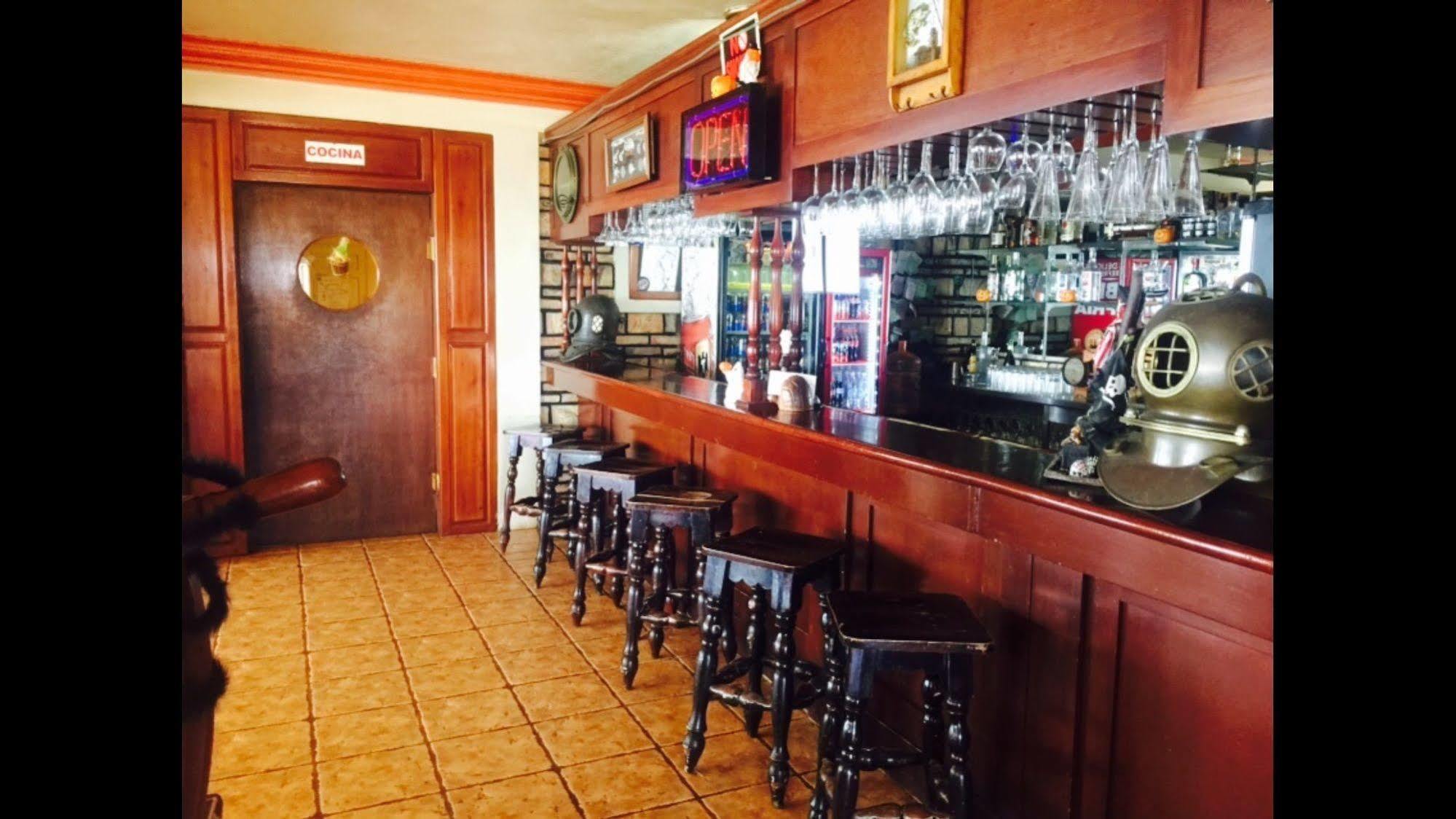 La Cueva Del Pirata Otel Camalú Dış mekan fotoğraf