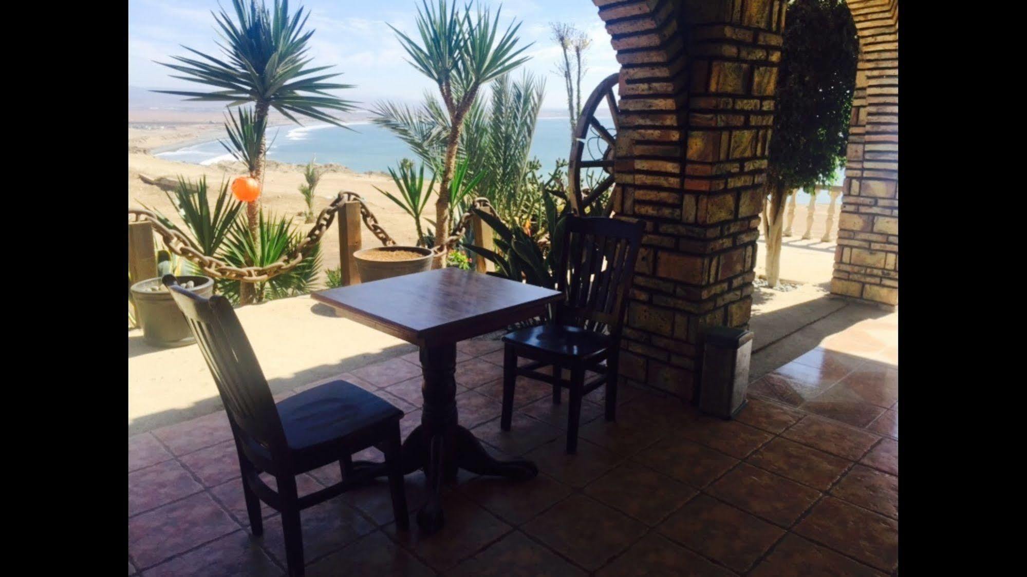 La Cueva Del Pirata Otel Camalú Dış mekan fotoğraf